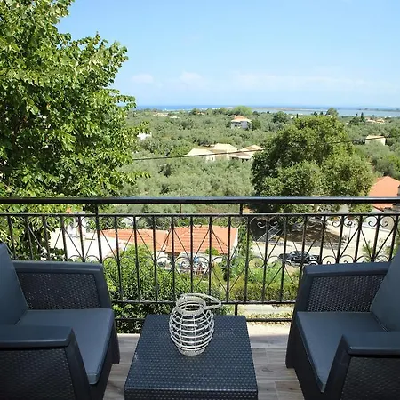 Appartement Pine House With Sea View Lefkáda