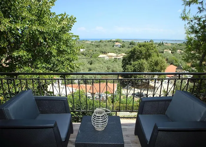 Apartamento Pine House With Sea View Lefkáda